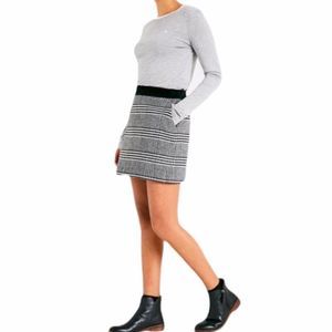 EUC Jack Wills Check A Line Brown Wool Skirt plaid pockets